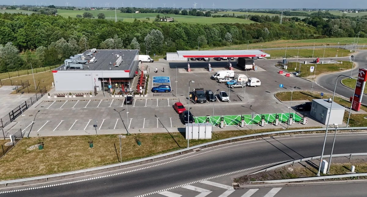 ORLEN stworzy sieć „komfortek” dla podróżujących ze szczególnymi potrzebami
