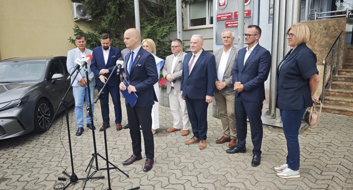 Powiat Płocki rusza z kolejnymi remontami dróg. 7,6 km tras przejdzie modernizację