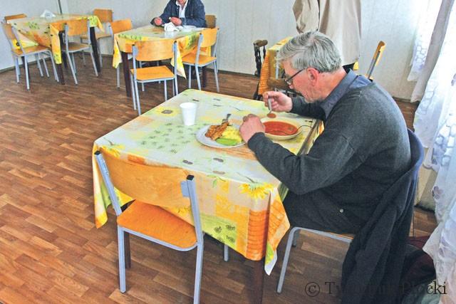 W kwietniu 11 tys. obiadów w stołówce Caritasu