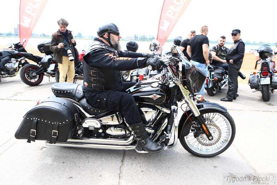 Ryk silników i zapach benzyny, czyli rozpoczęcie sezonu motocyklowego [ZDJĘCIA, WIDEO]