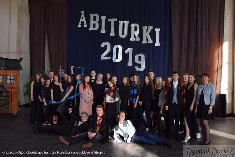 Witajcie w Hogwarcie, czyli Abiturki 2019 w sierpeckim LO