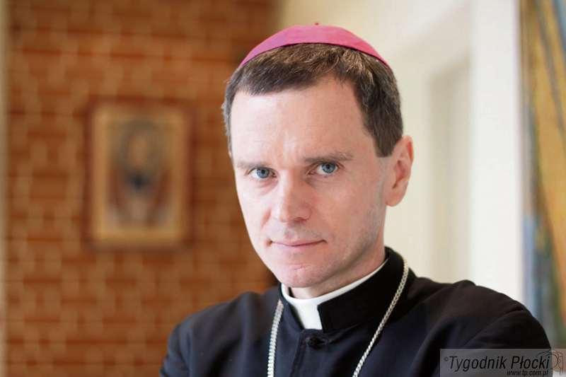 Biskup Mirosław Milewski o znaczeniu Triduum Paschalnego i Wielkanocy