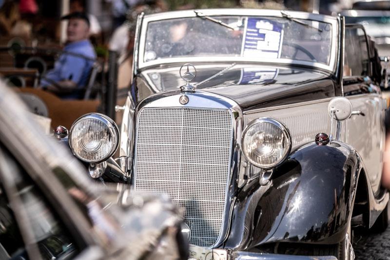 Zabytkowe mercedesy ponownie zawitają do Płocka
