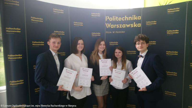 Matematyczne sukcesy sierpeckich licealistów