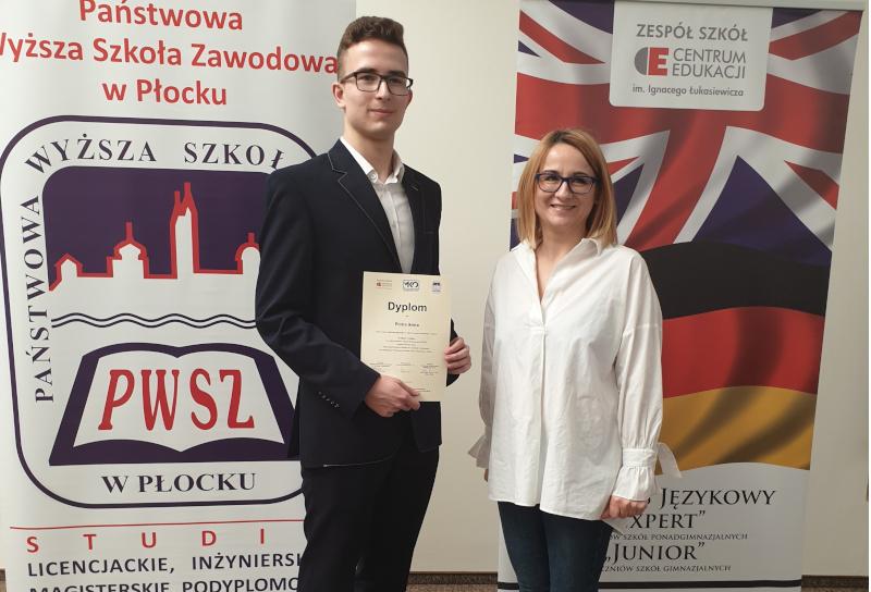 II miejsce Piotra Ikiera w konkursie językowym