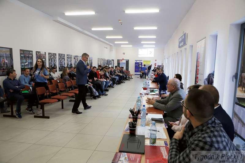 Kogo szukają płoccy przedsiębiorcy?