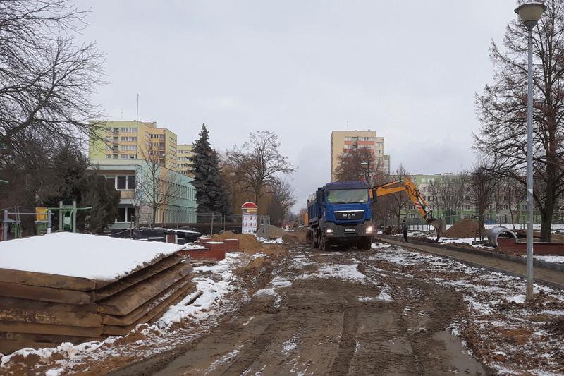 Na al. Pawła Nowaka wciąż trwają prace. Termin do końca marca