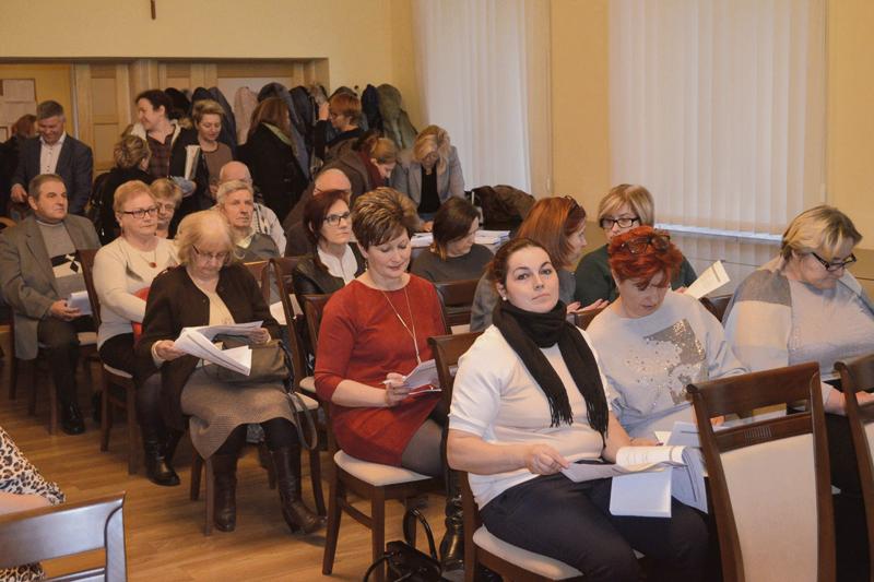 W starostwie o pieniądzach na programy społeczne