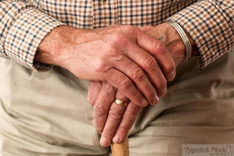 Seniorzy rzadko pozwalają sobie na rozrzutność