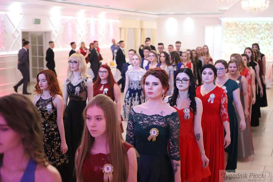 Studniówkowe szaleństwo w “Budowlance” [ZDJĘCIA]