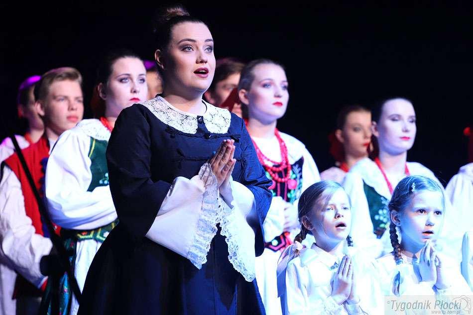 Zespół Pieśni i Tańca „Wisła” w widowisku „Polonia Restituta” [ZDJECIA]