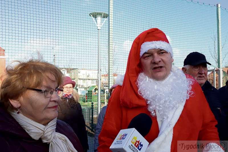 Boisko i siłownia przy Żródlanej