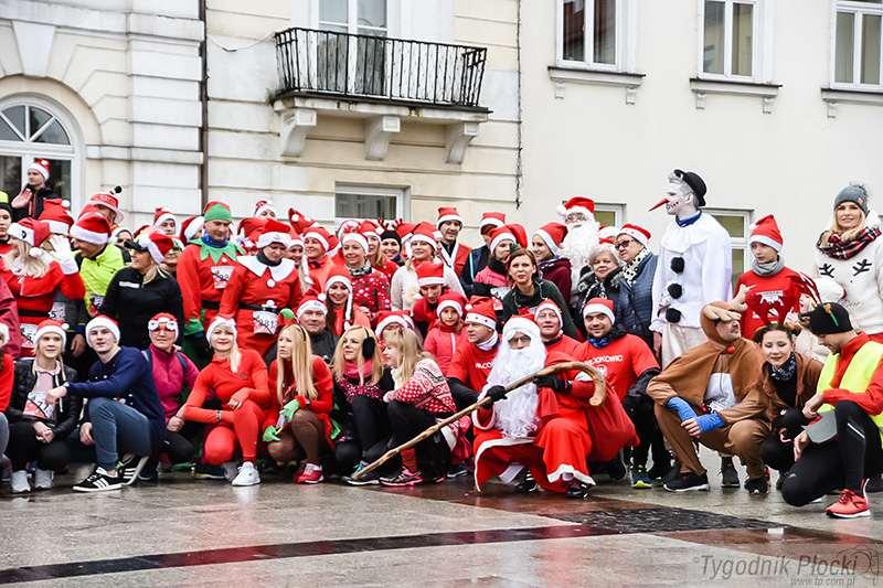 Mikołaje i nie tylko, pobiegli przez Płock [ZDJĘCIA]