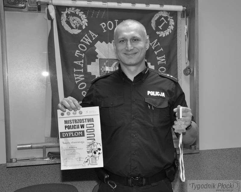 Tragiczny wypadek w Stropkowie. Zginął policjant