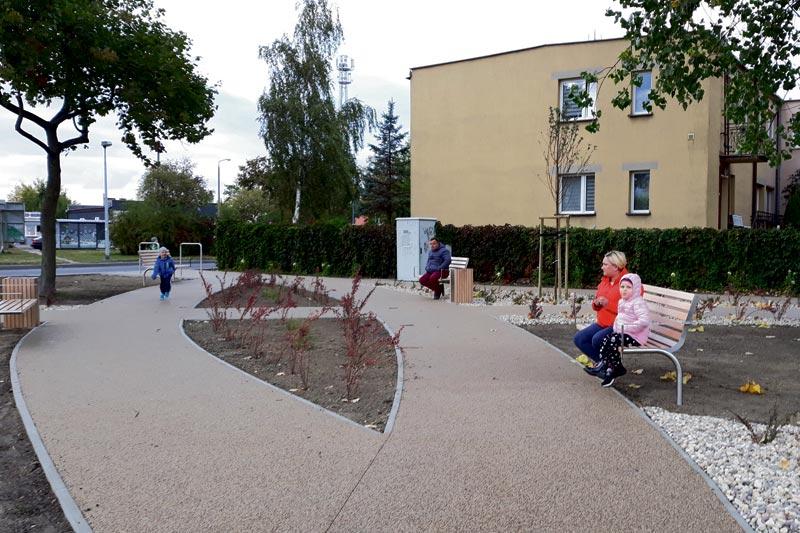 Skwer u zbiegu ulic Kochanowskiego i Wschodniej gotowy