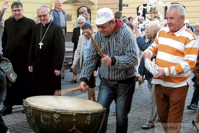 Krótka historia 168 pielgrzymek do Skępego