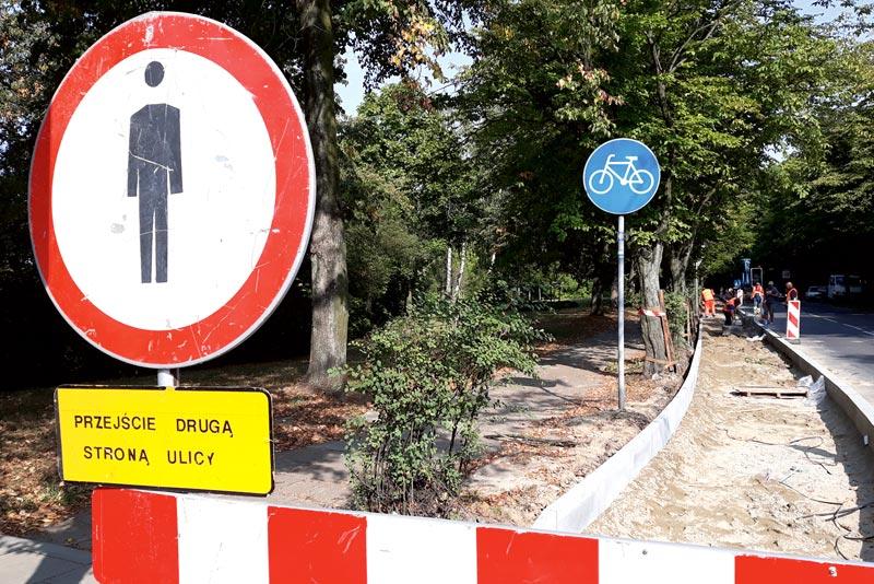 Kolejne drogi rowerowe w Płocku Na Broniewskiego i Mostowej