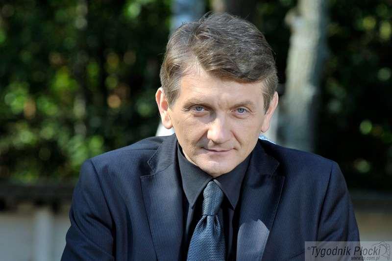 Aktor Dariusz Kowalski i pianista Rafał Mokrzycki wystąpią w Sannikach