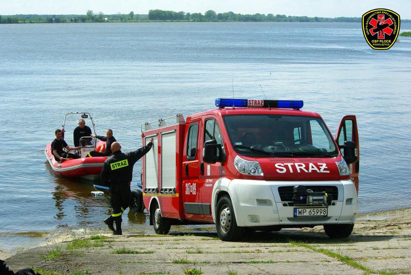 Strażacy-ochotnicy czuwają nad bezpieczeństwem na Wiśle