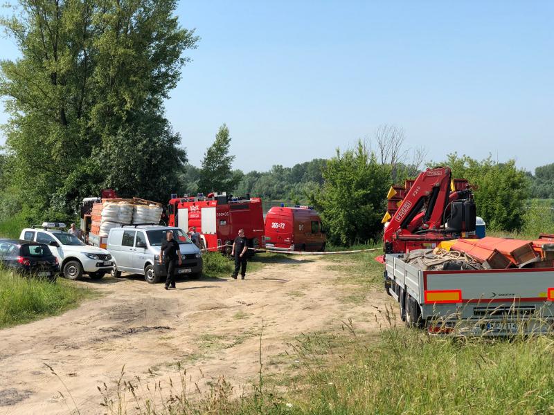 Rozszczelnienie rurociągu PERN na dnie Wisły