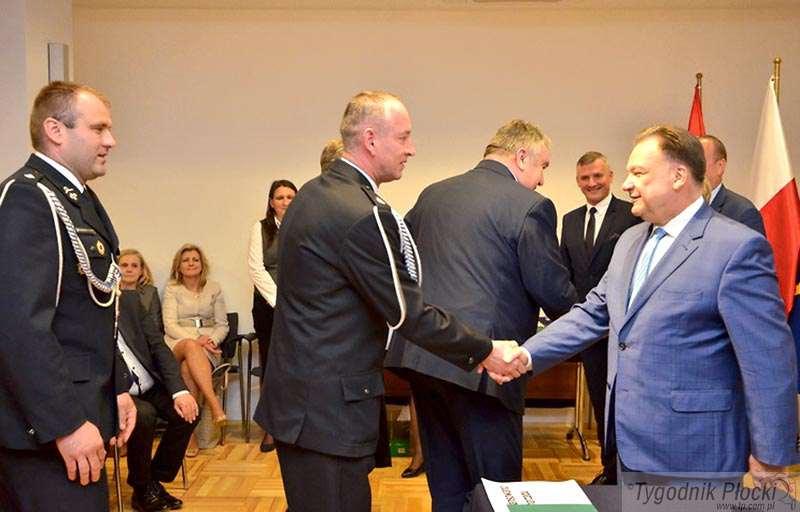 Dofinansowanie z Urzędu Marszałkowskiego  na pięć nowych wozów