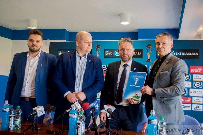Jerzy Brzęczek na kolejne dwa lata z Wisłą