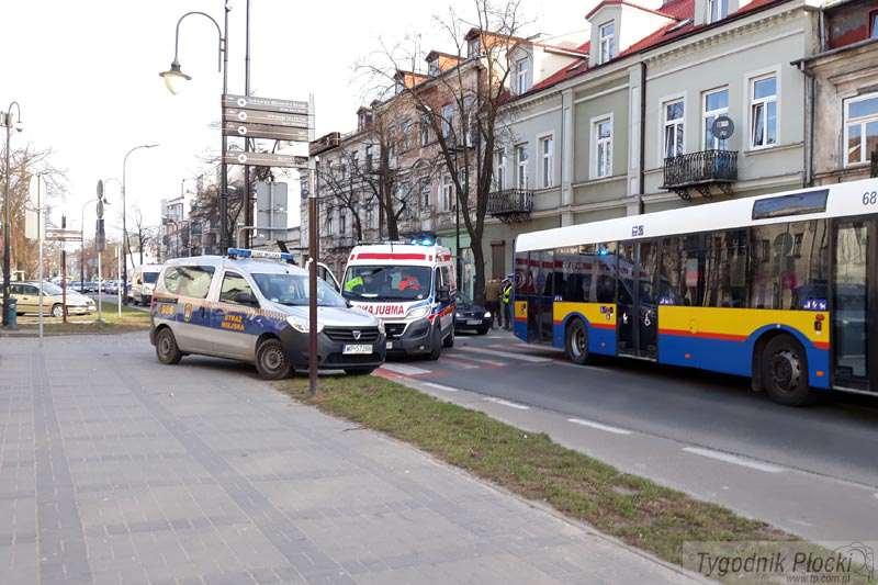 Zderzenie samochodów na ulicy Kwiatka