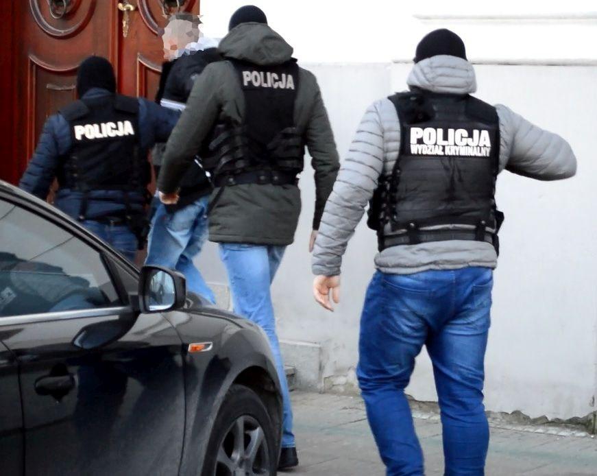 Kolejni sprawcy napadu na konwój dziś staną przed prokuratorem
