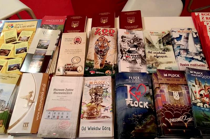 W Warszawie  na targach turystycznych
