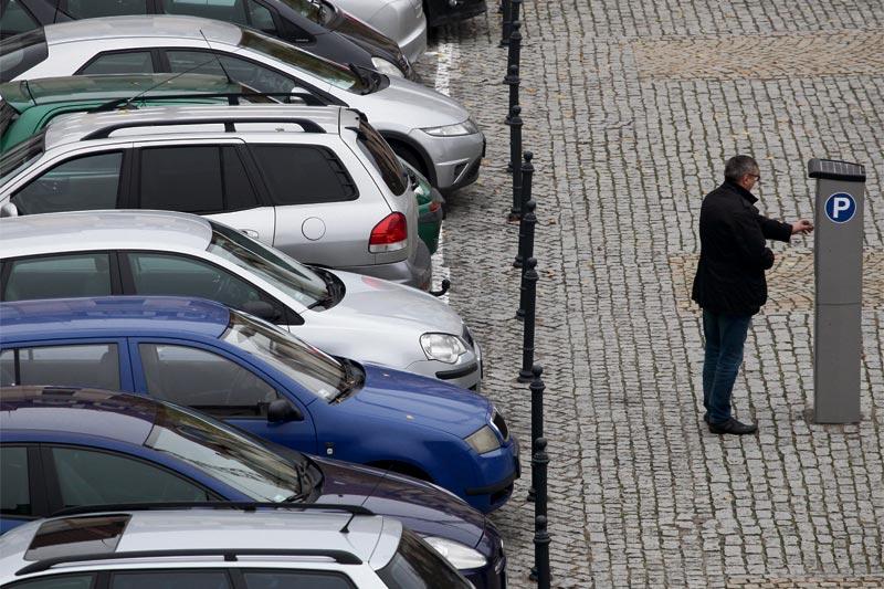 Nowe parkomaty  i abonamenty