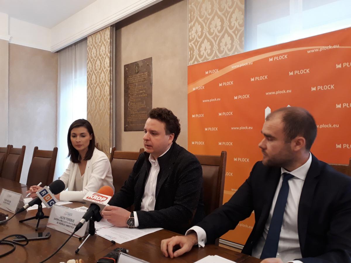 Współpraca samorządów i firm prywatnych
