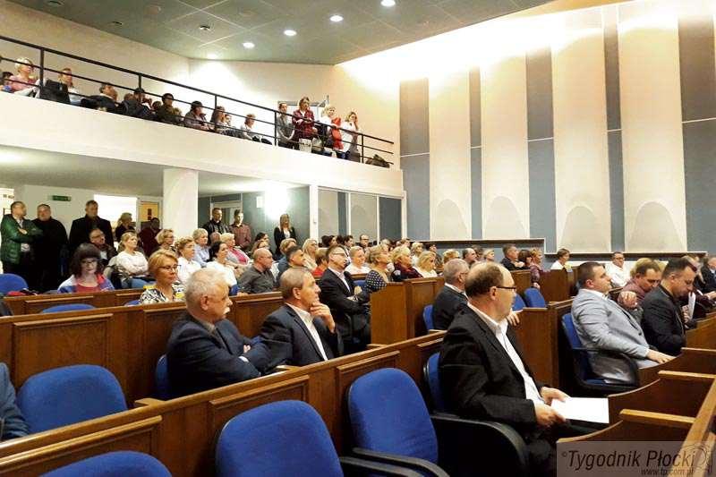 O zarobkach w oświacie i nie tylko