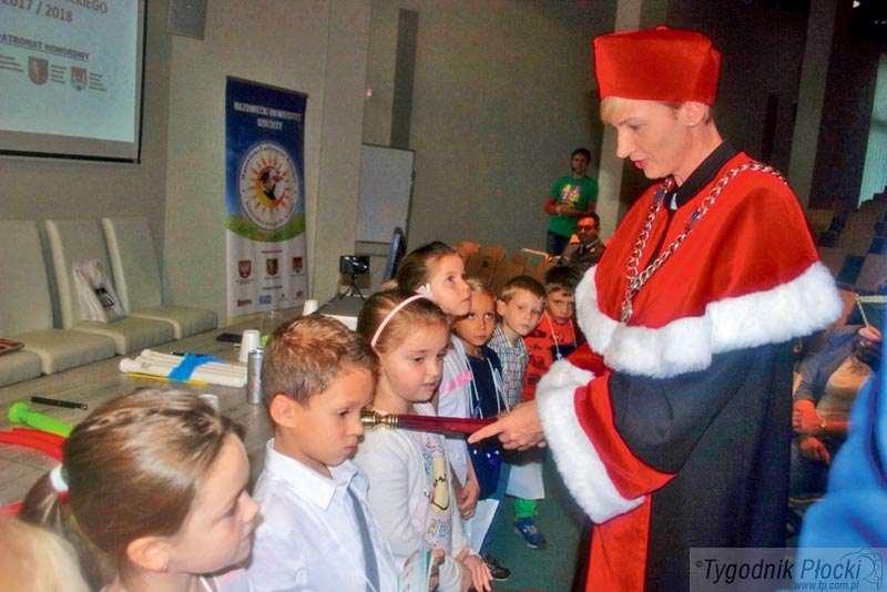 Mają sześć lat i już studiują