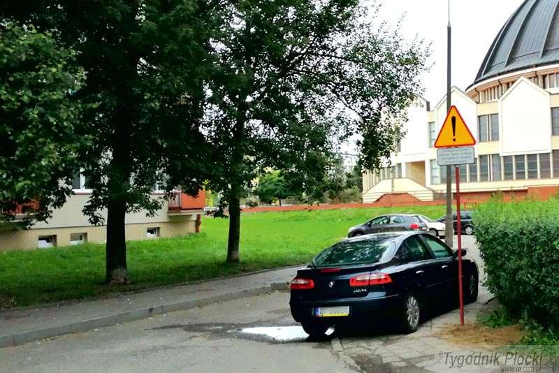 Zalane ulice i jezdnie w Płocku