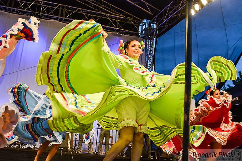 Kolorowo w Parku Północnym. Inauguracja Vistula Folk Festival [ZDJĘCIA]