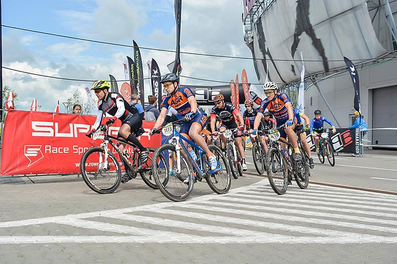 LOTTO Poland Bike Maraton. Kolarze ścigali się w Płocku [ZDJĘCIA]