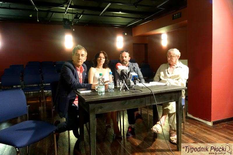 Dzisiaj teatr takich pytań nie zadaje