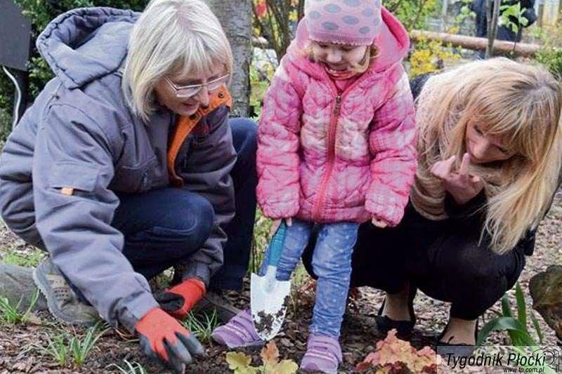 Ogródek z imionami w zoo