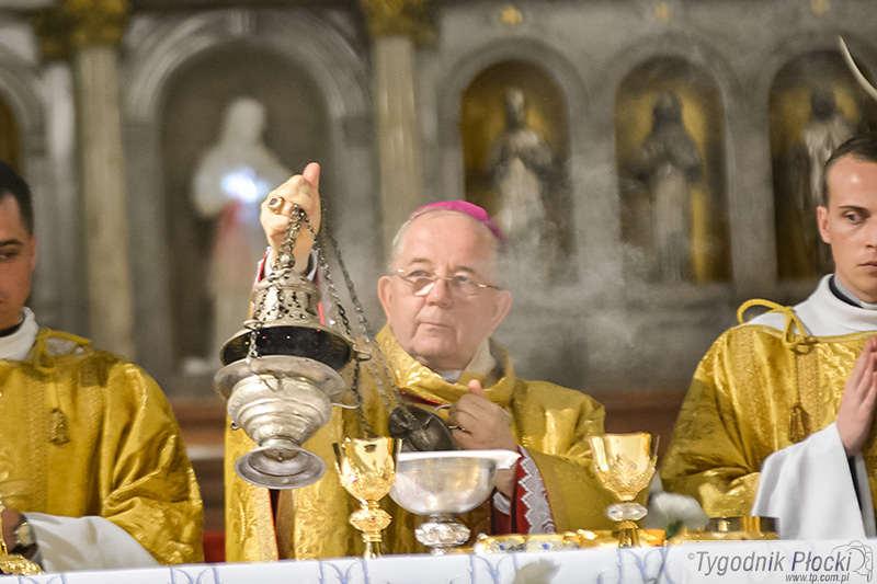 Pożegnanie biskupa [ZDJĘCIA]