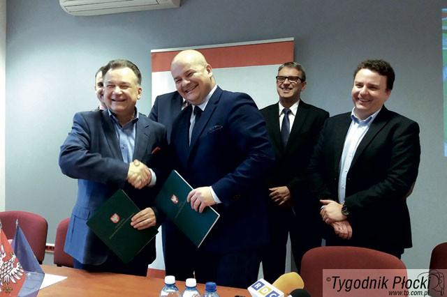 Marszałek i prezydent podpisali umowę