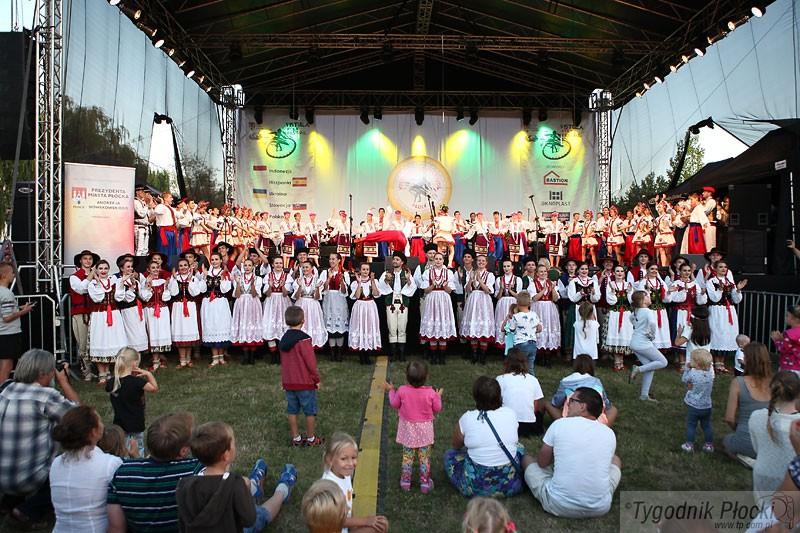Vistula Folk Festiwal - rozśpiewane  i roztańczone Podolszyce [ZDJĘCIA, WIDEO]