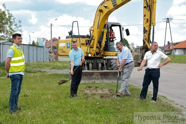 Rozpoczęła się budowa drogi do skansenu