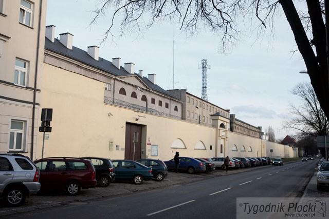 32 osoby z zarzutami – więźniowie i byli strażnicy