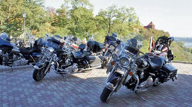 100 harleyów przyjechało do Płocka 