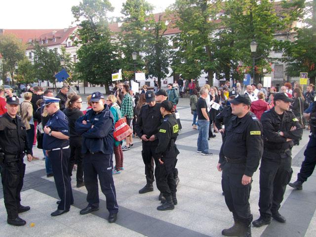 Spór o uchodźców w Płocku