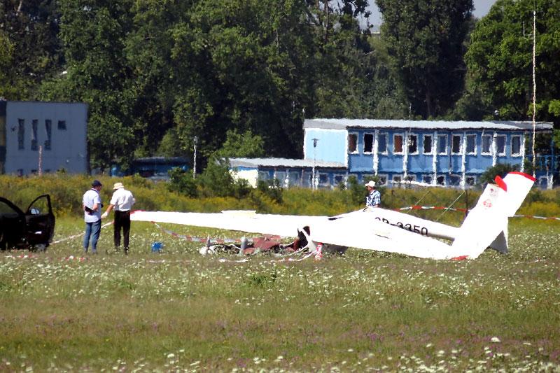 Tragedia na płockim lotnisku. Nie żyje dwóch mężczyzn