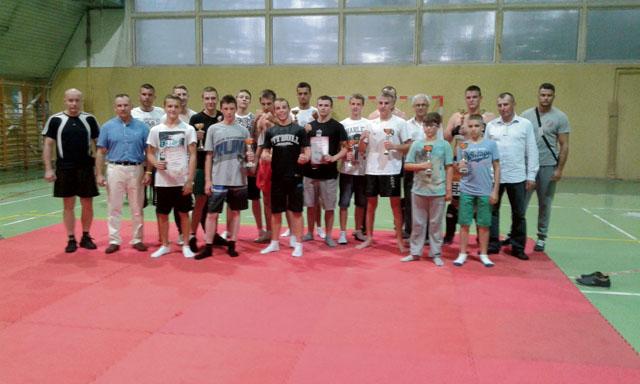 Pokazowo w Małej Wsi