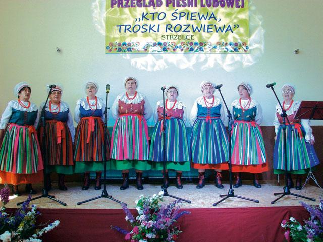 Dopóki śpiewają ludowe zespoły