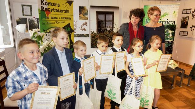 Za zielonymi drzwiami wierszy