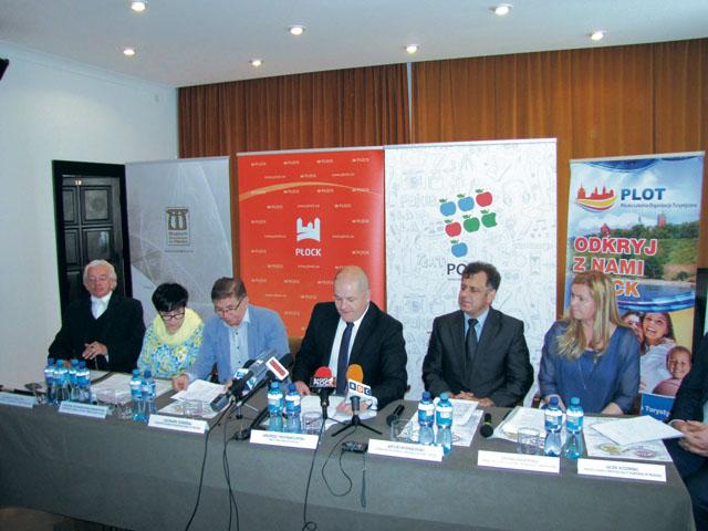 Kram z atrakcjami 